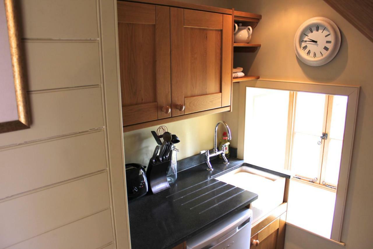Demesne Farm Guesthouse Монмут Экстерьер фото